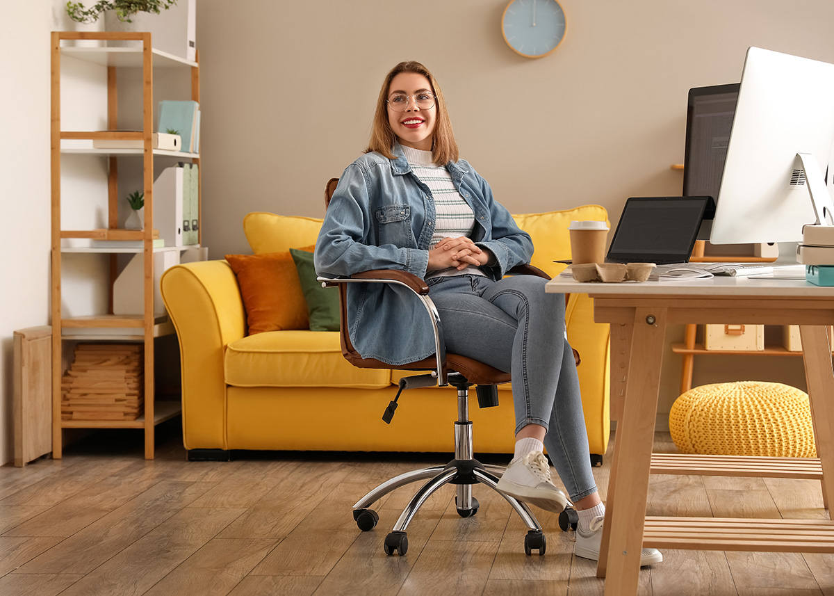 Marketing professional working in a modern campaign environment